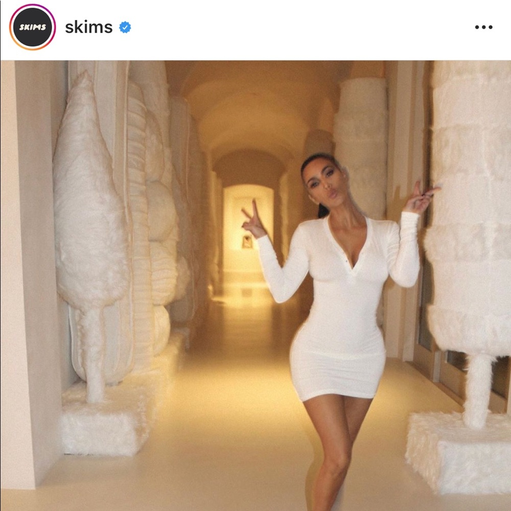 Skims by Kim Kardashian sleep dress. So XXS